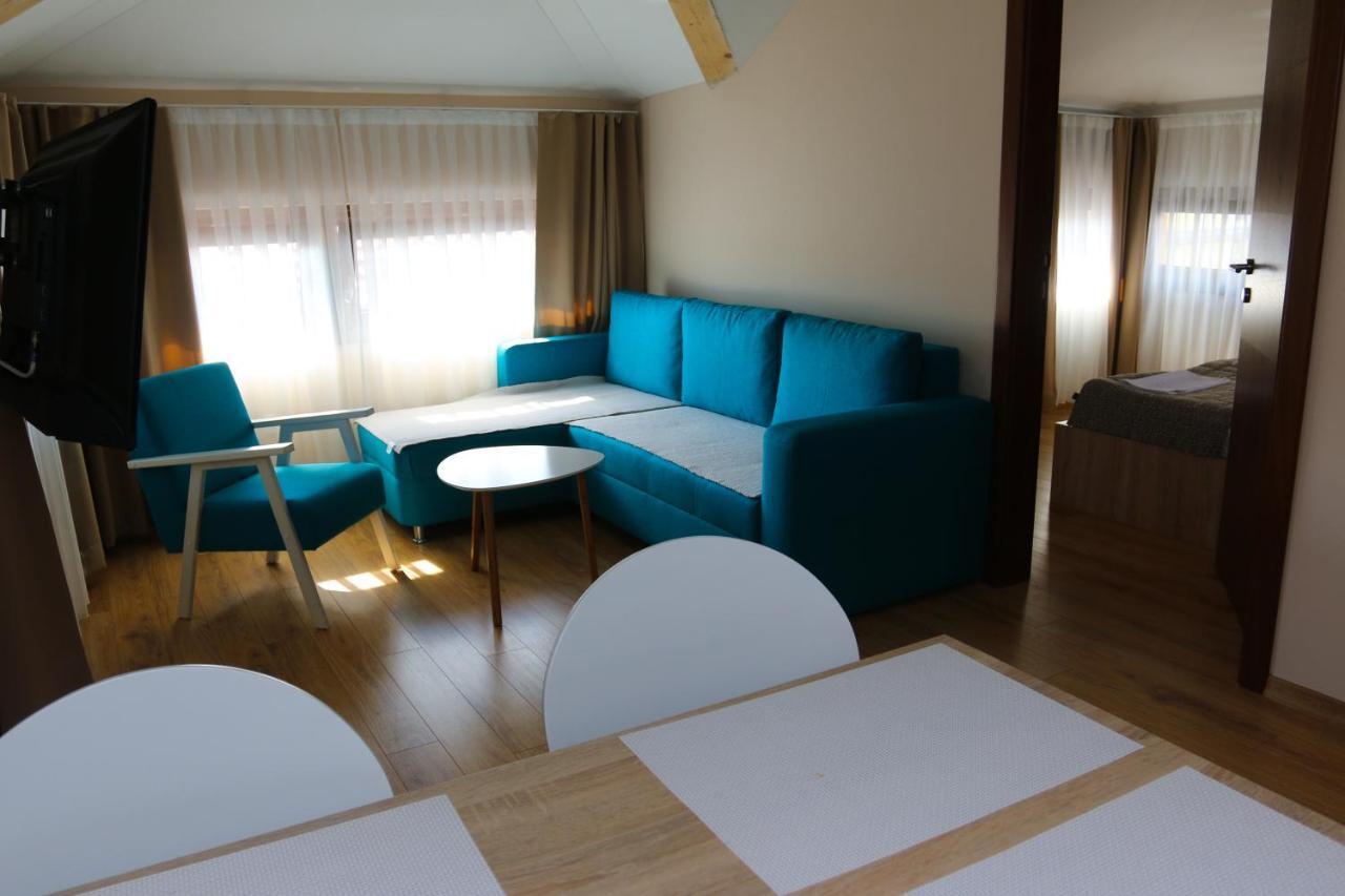 Hotel Logavina 8 Garage Parking ซาราเยโว ภายนอก รูปภาพ